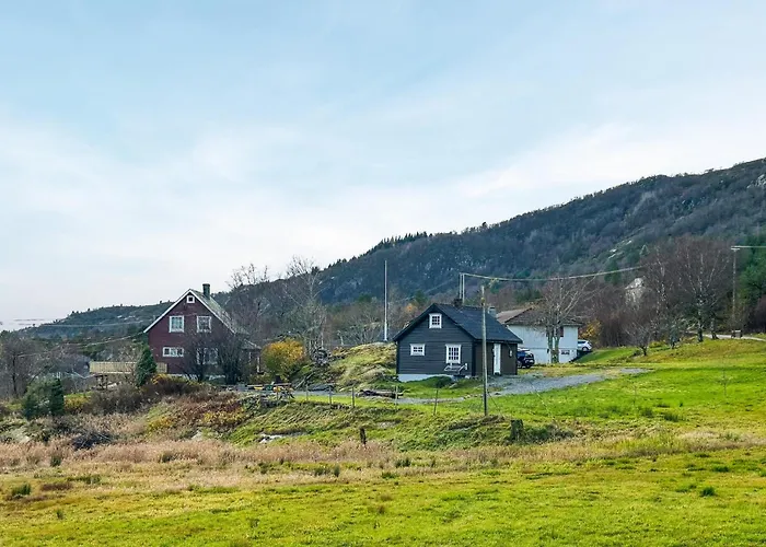 1 Bedroom Beautiful In Casa de Férias Korssund