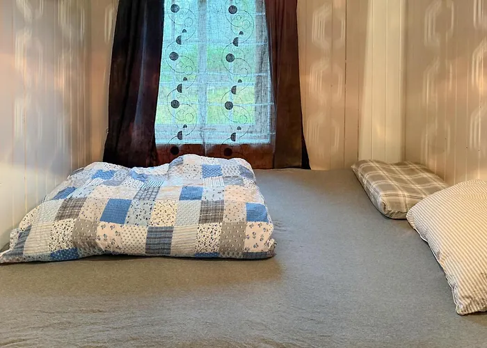 Casa de Férias 1 Bedroom Beautiful In *